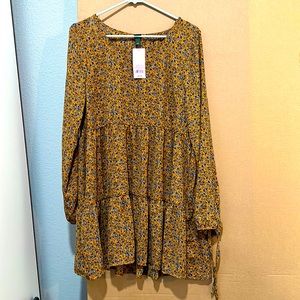 New wild fable dress. With blue flowers